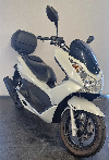 Aperçu Honda PCX 125 2013 vue 3/4 droite