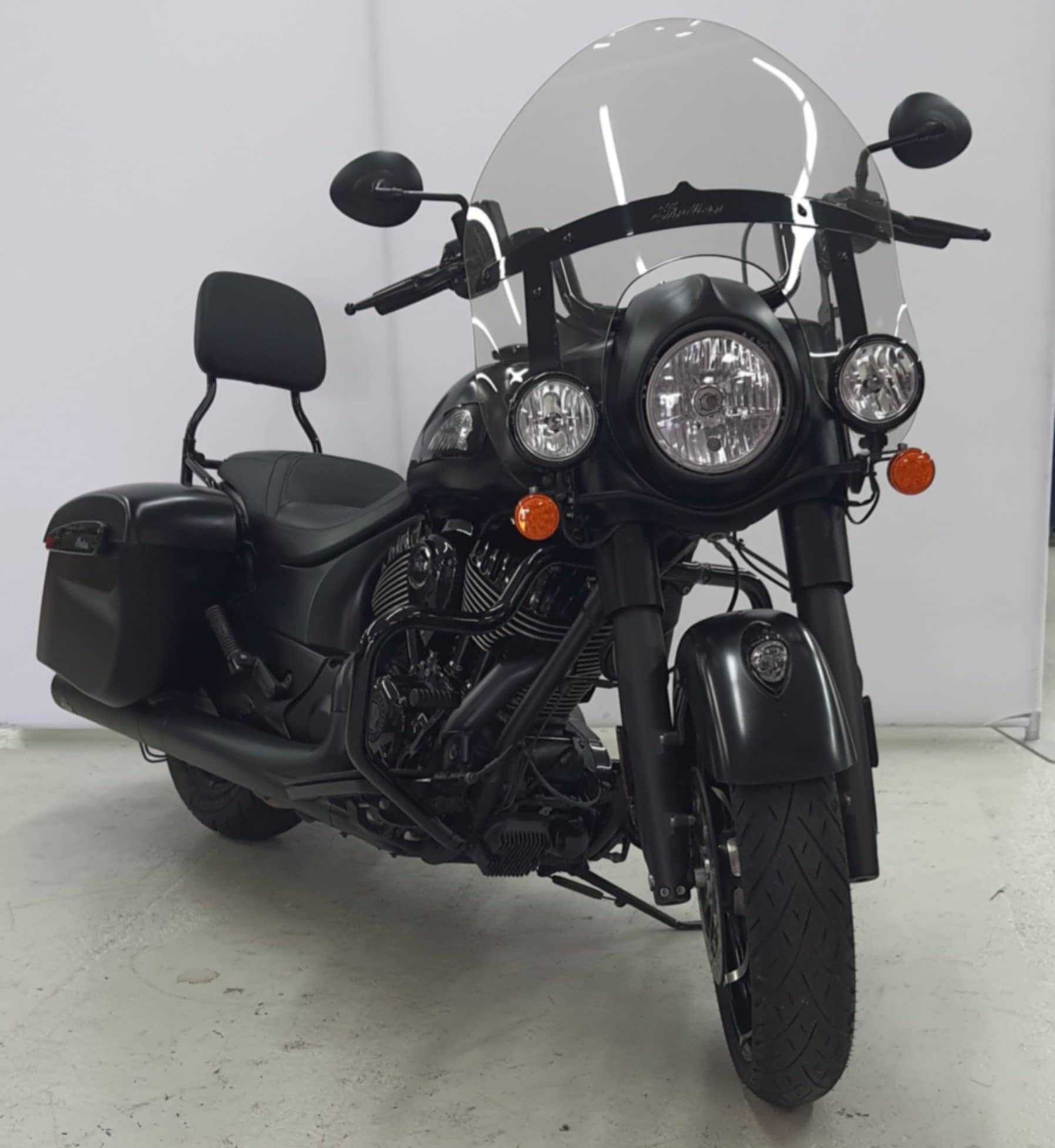 Indian SPRINGFIELD DARK HORSE THUNDER BLACK SMOKE 2021 HD vue 3/4 droite