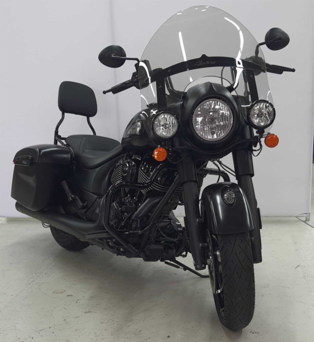 Indian SPRINGFIELD DARK HORSE THUNDER BLACK SMOKE 2021 vue 3/4 droite