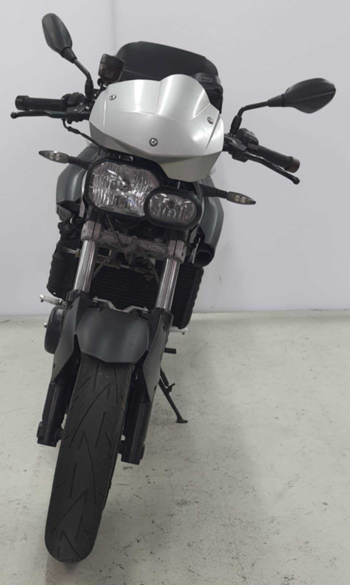 BMW F 800 R 2009 HD vue avant