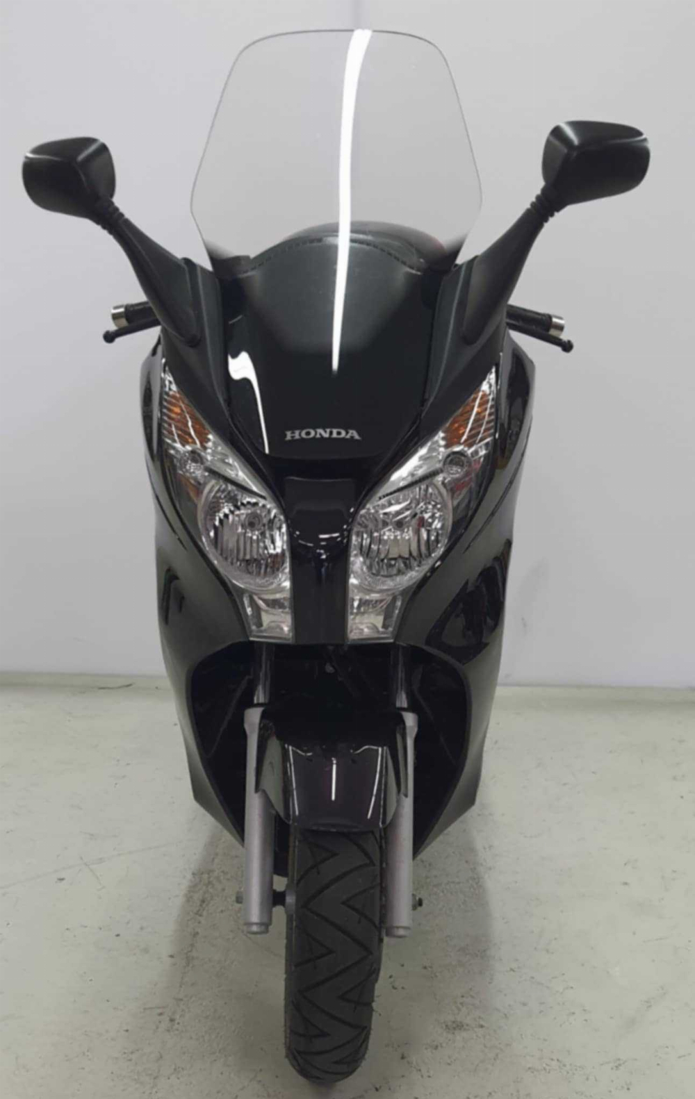 Honda FES 125 S-Wing ABS 2008 vue avant
