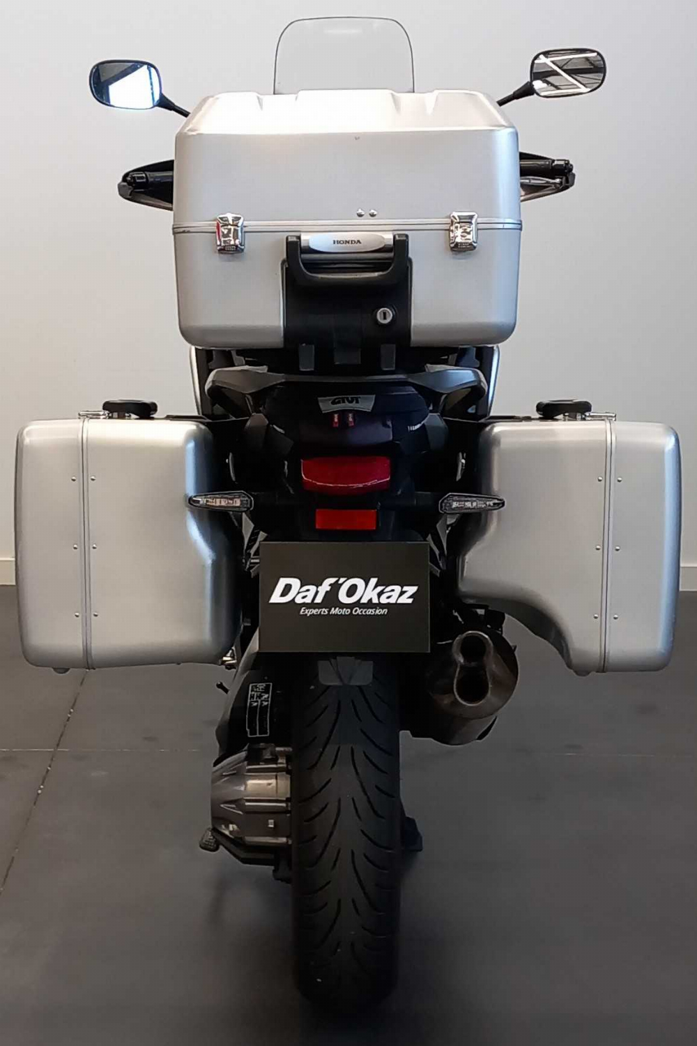 Honda VFR 1200 X Crosstourer DCT 2016 vue arrière