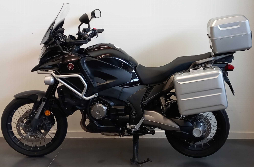 Honda VFR 1200 X Crosstourer DCT 2016 vue gauche