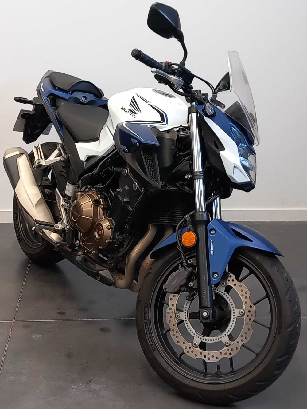 Honda CB 500 F ABS 2020 vue 3/4 droite