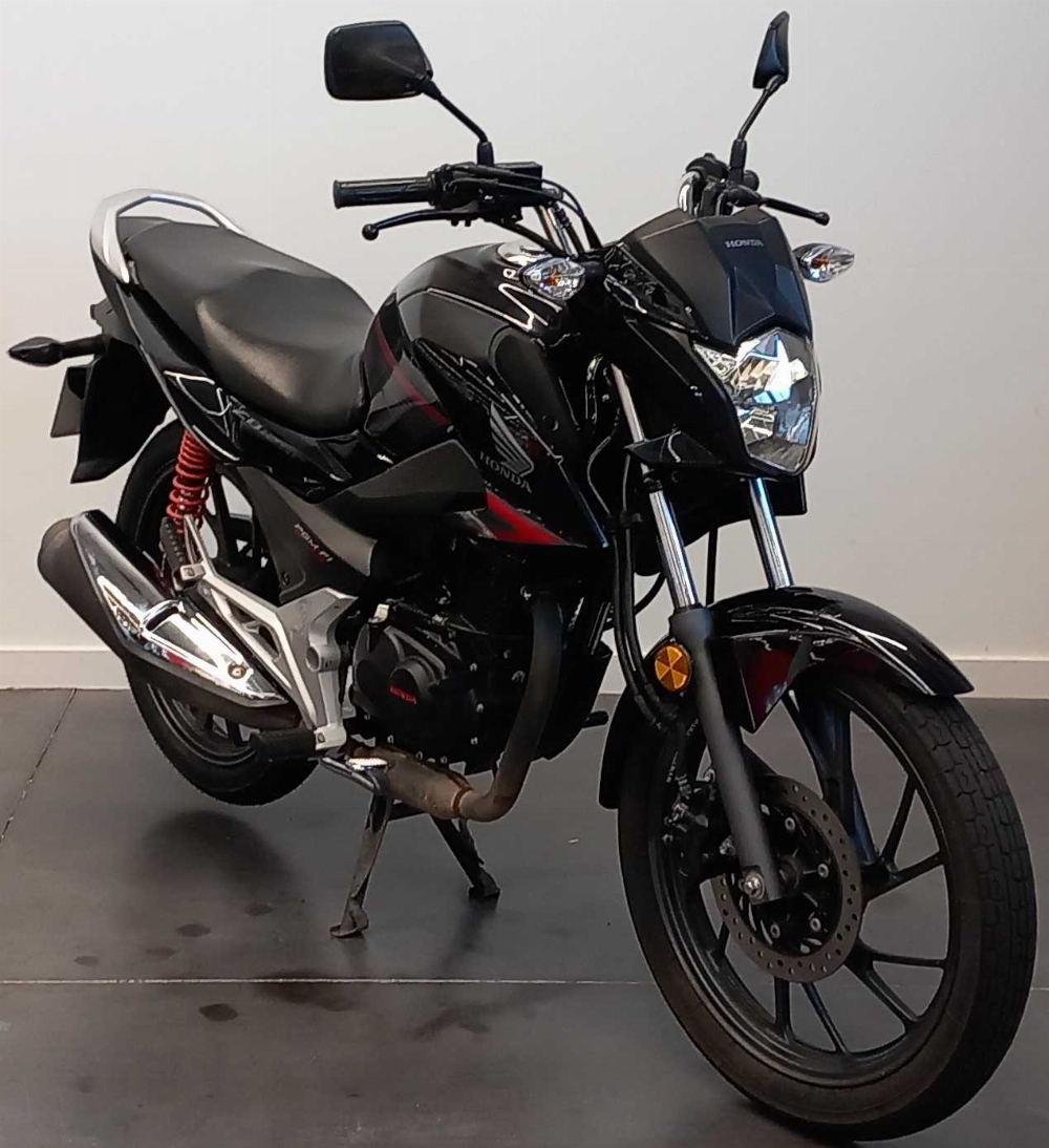 Honda CB 125 F (GLR) 2018 vue 3/4 droite