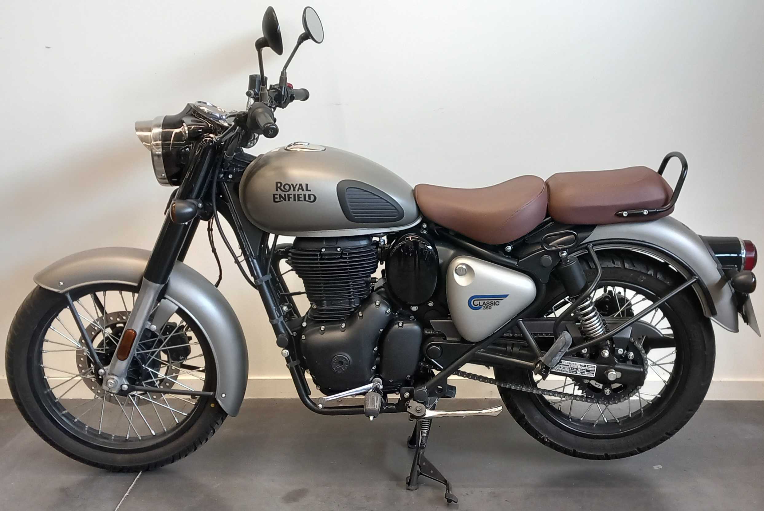 Royal Enfield METEOR 350 2022 HD vue gauche