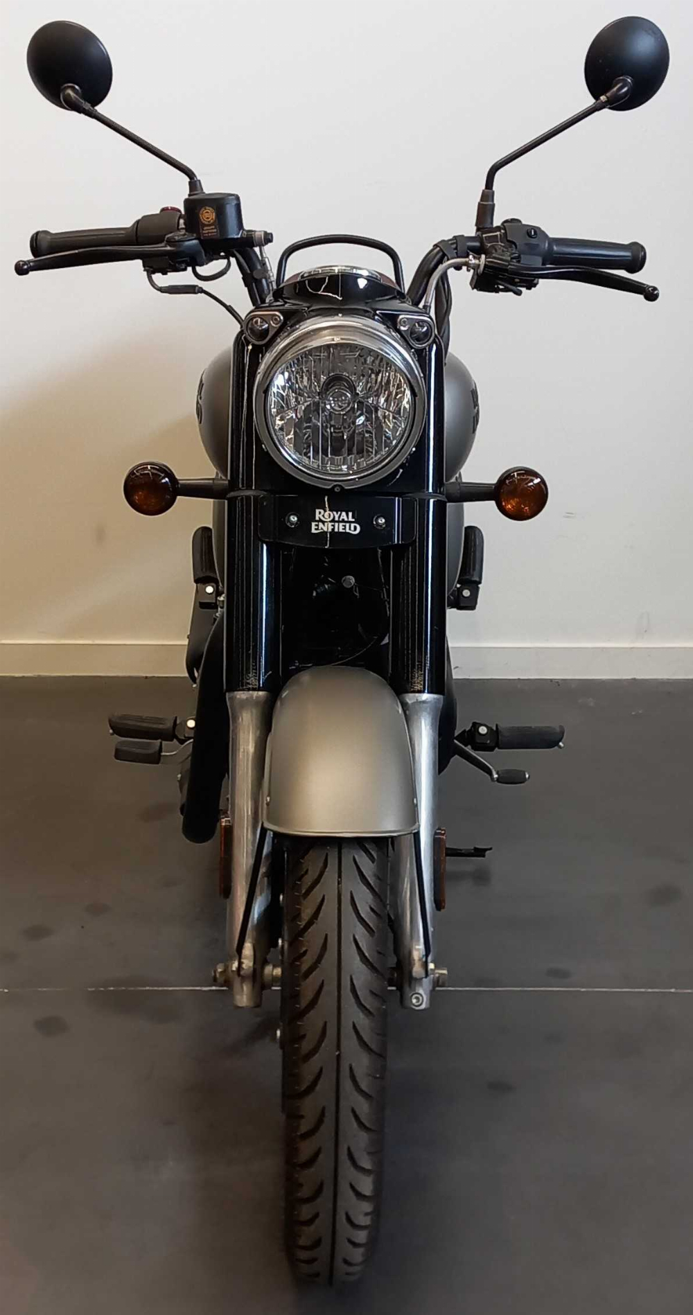 Royal Enfield METEOR 350 2022 vue avant