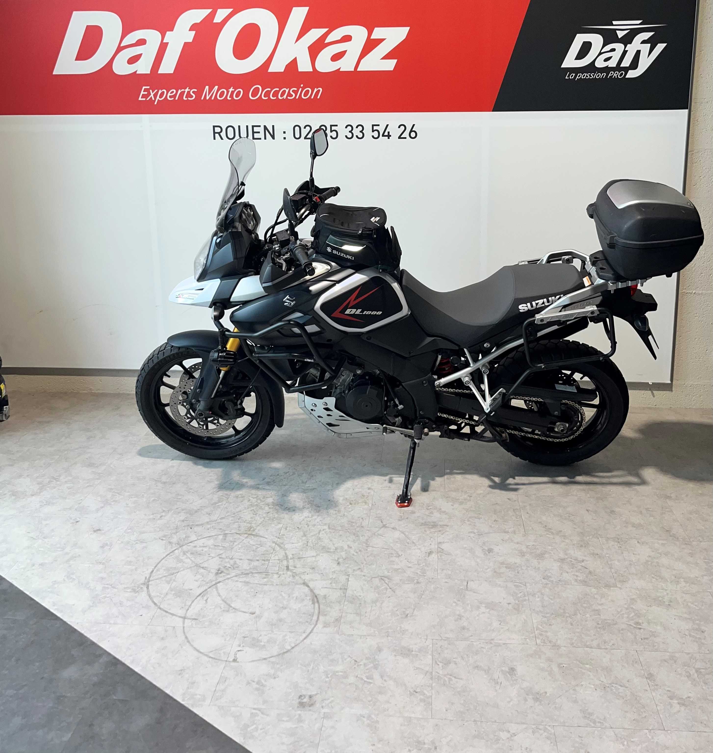 Suzuki DL 1000 V-Strom 2015 HD vue gauche