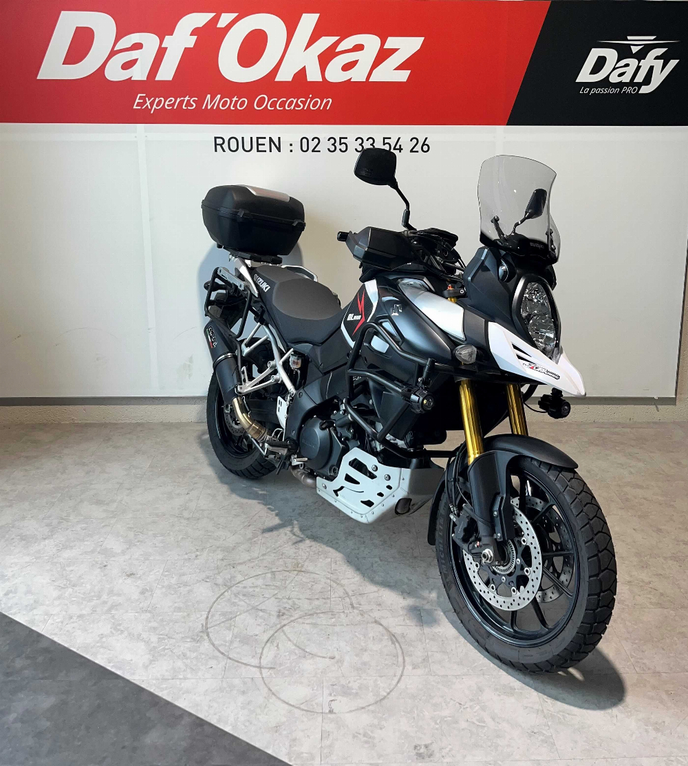Suzuki DL 1000 V-Strom 2015 vue 3/4 droite