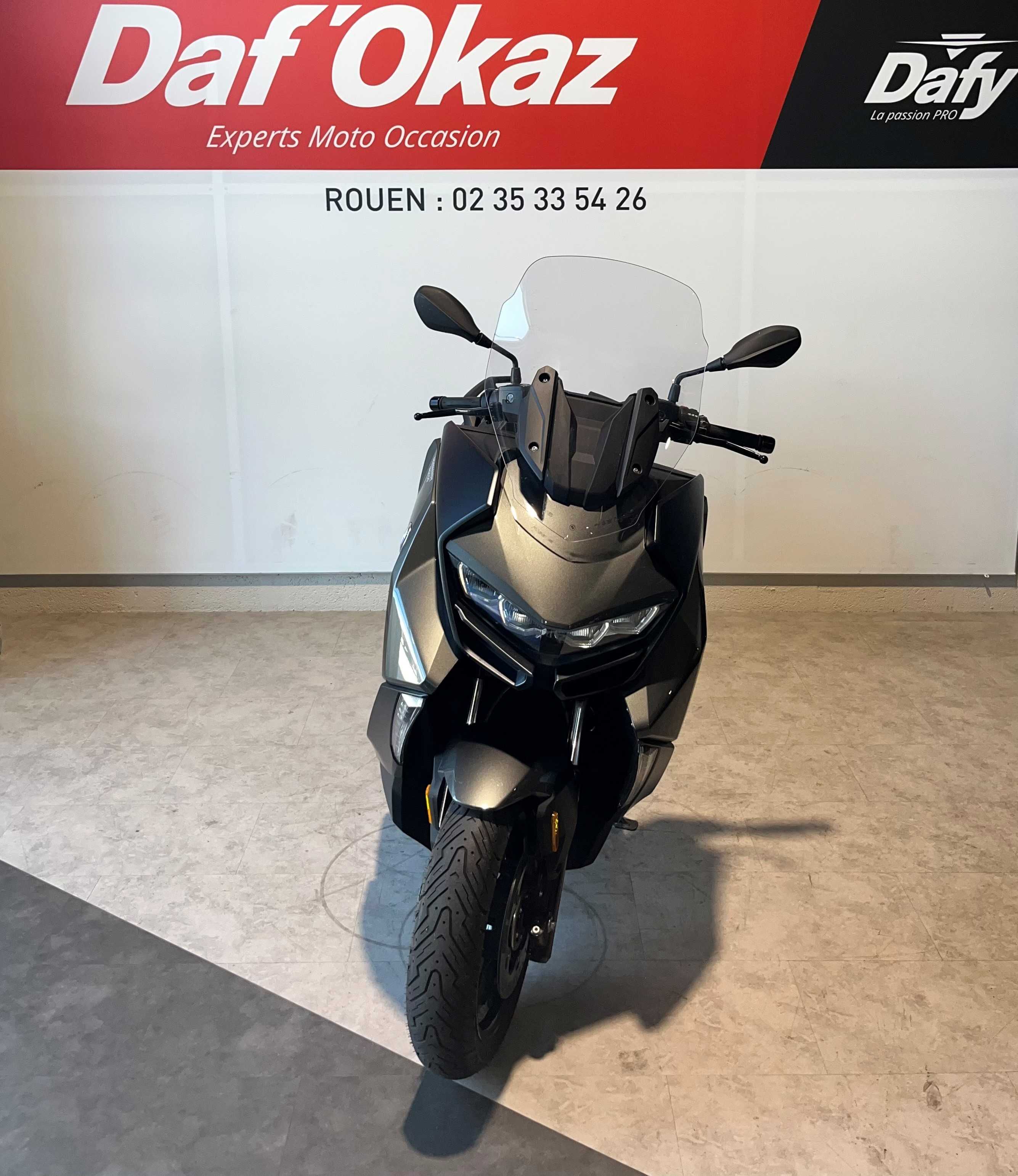 BMW C 400 GT 2023 HD vue avant