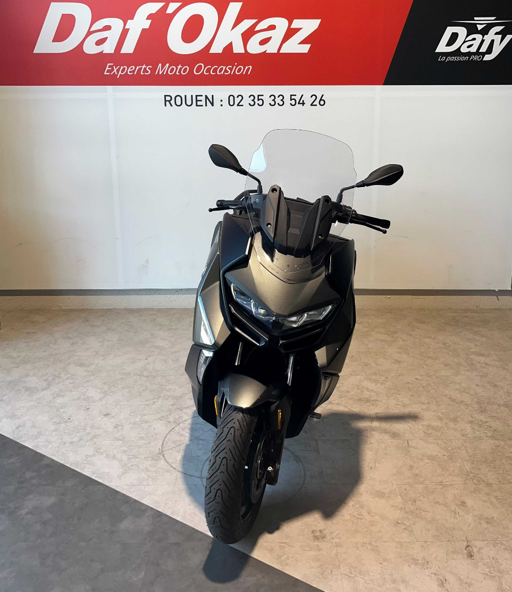 BMW C 400 GT 2023 vue avant