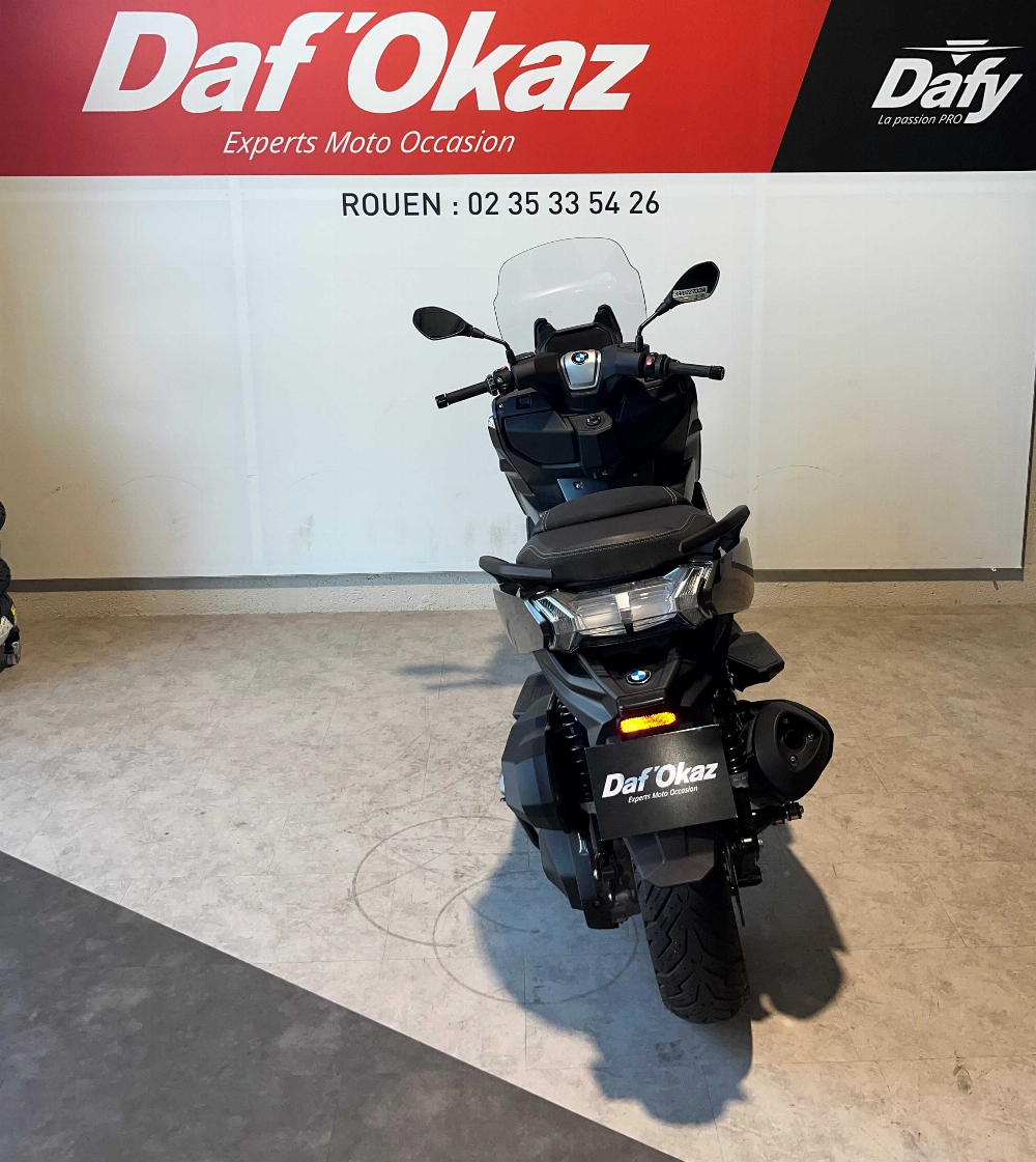 BMW C 400 GT 2023 vue arrière