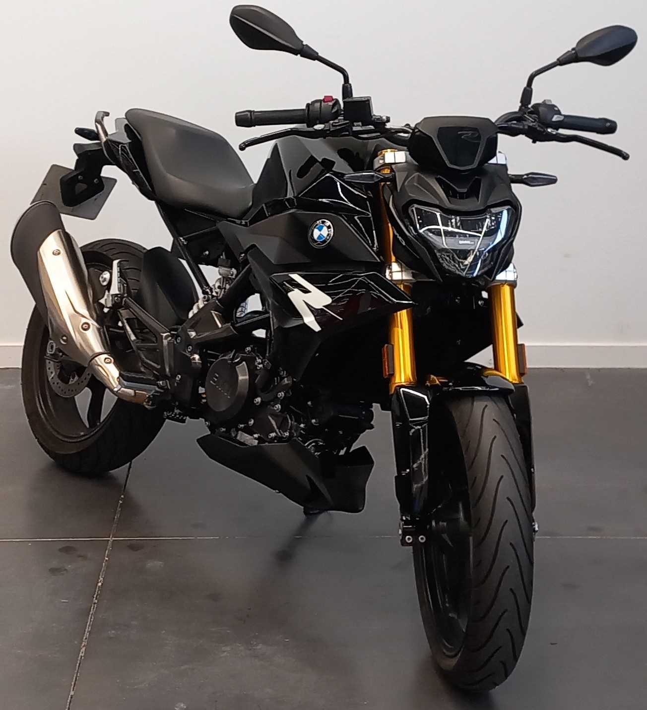 BMW G 310 R 2022 HD vue 3/4 droite