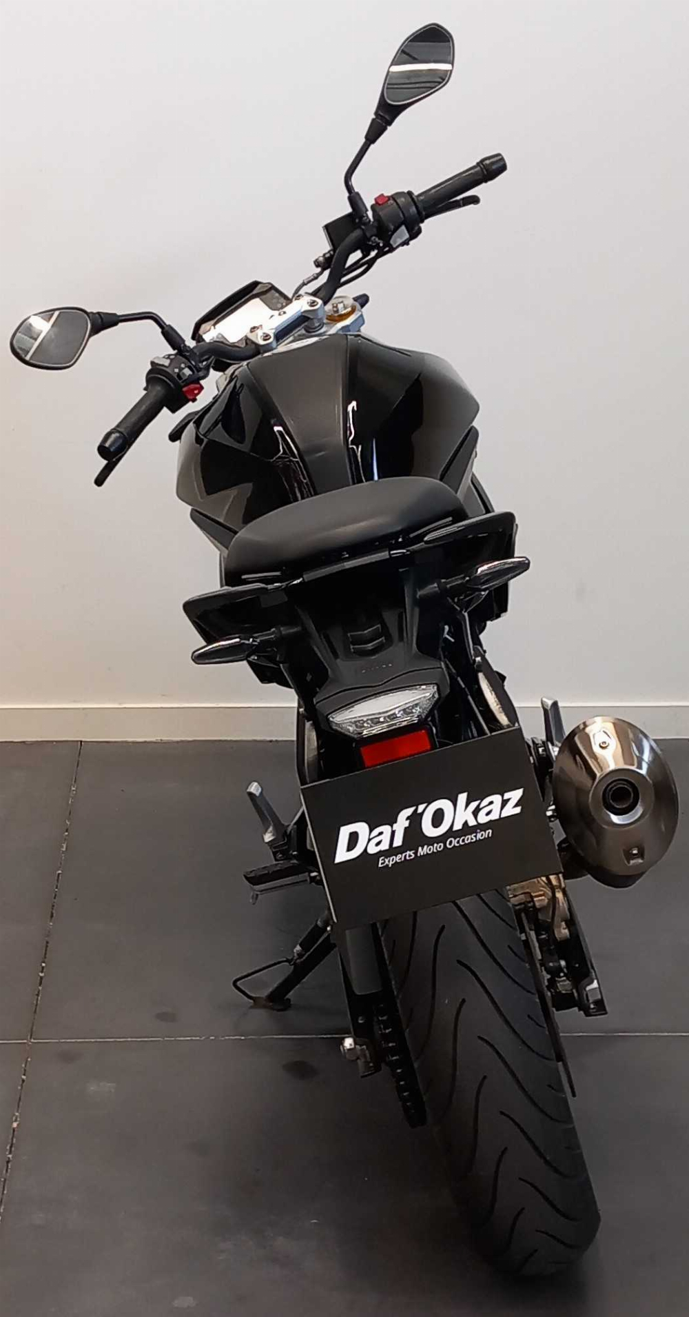 BMW G 310 R 2022 vue arrière
