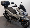 Aperçu Honda PCX 125 2024 vue 3/4 droite