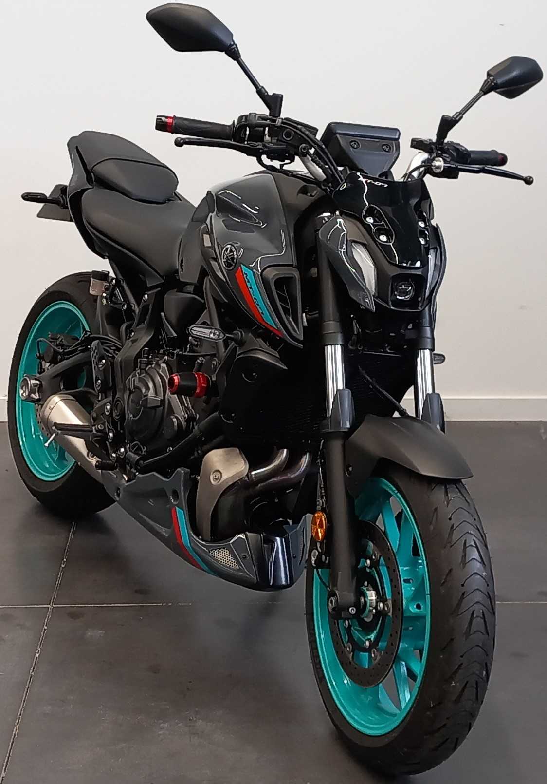 Yamaha MT-07 ABS 2021 HD vue 3/4 droite