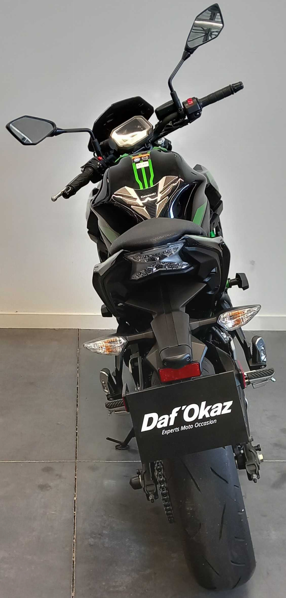 Kawasaki Z 650 2022 vue arrière