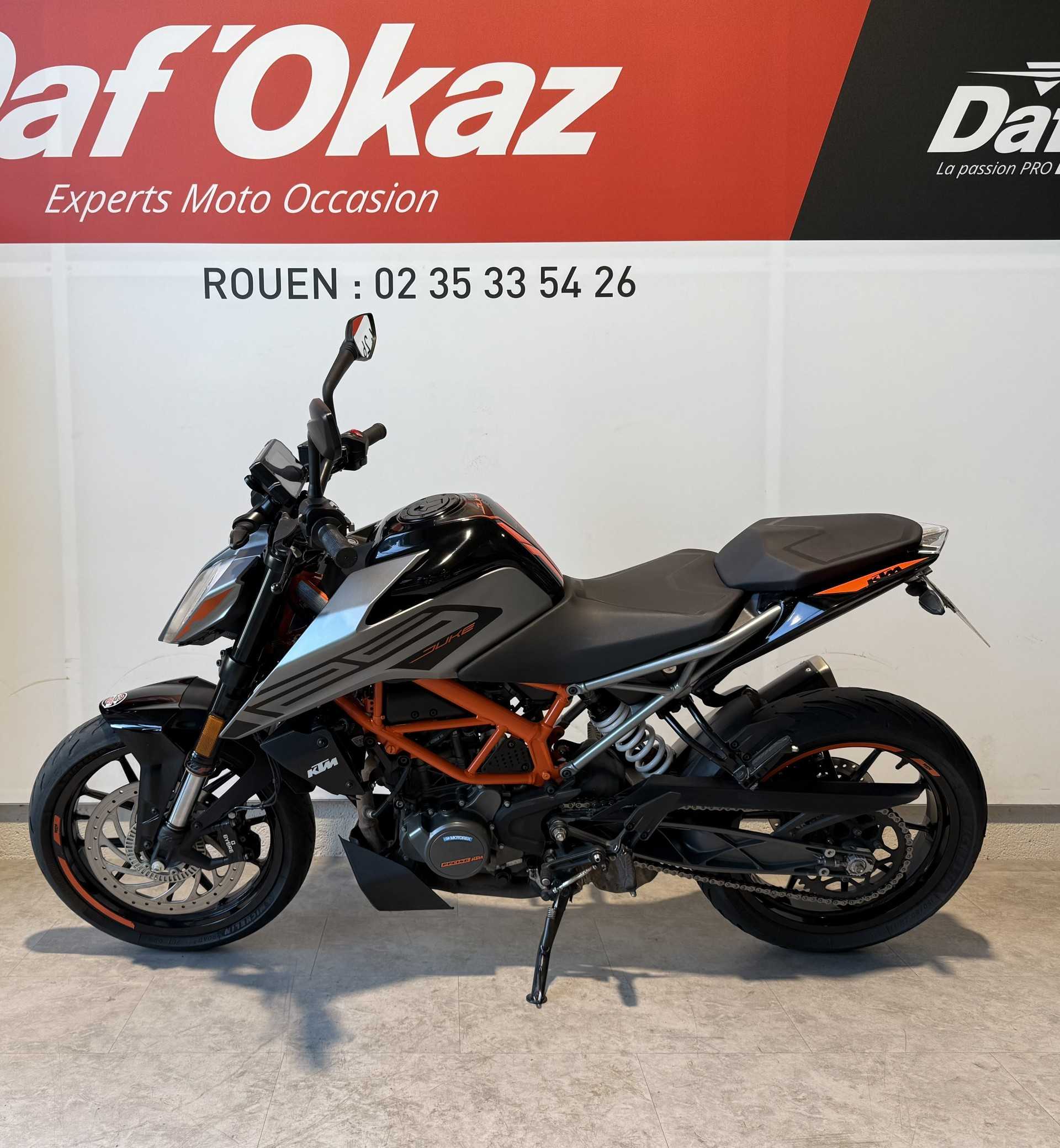 KTM DUKE 125 DUKE 2023 HD vue gauche