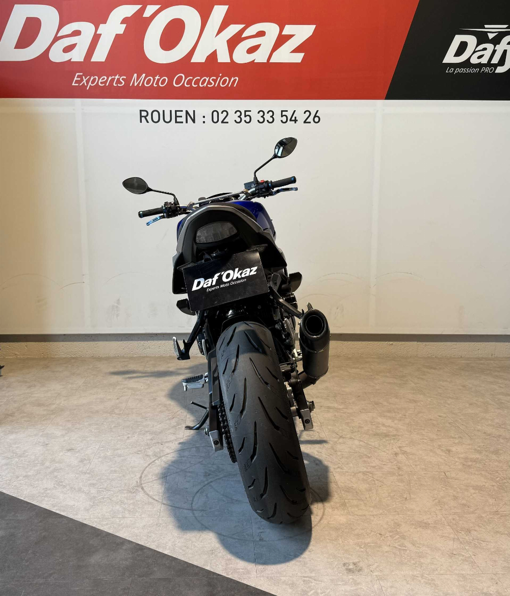 Suzuki GSR 750 2014 vue arrière