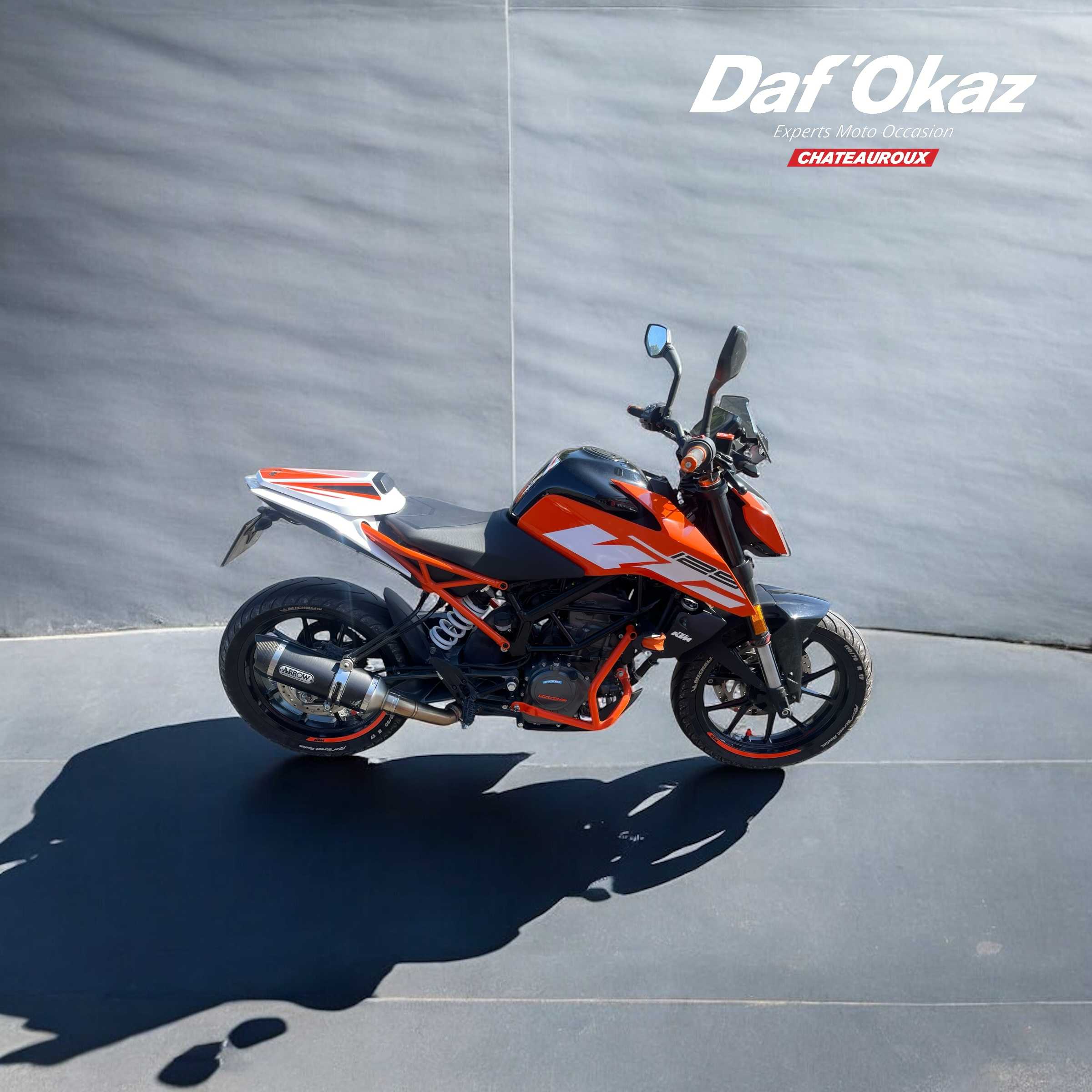 KTM 125 Duke 2018 HD vue avant