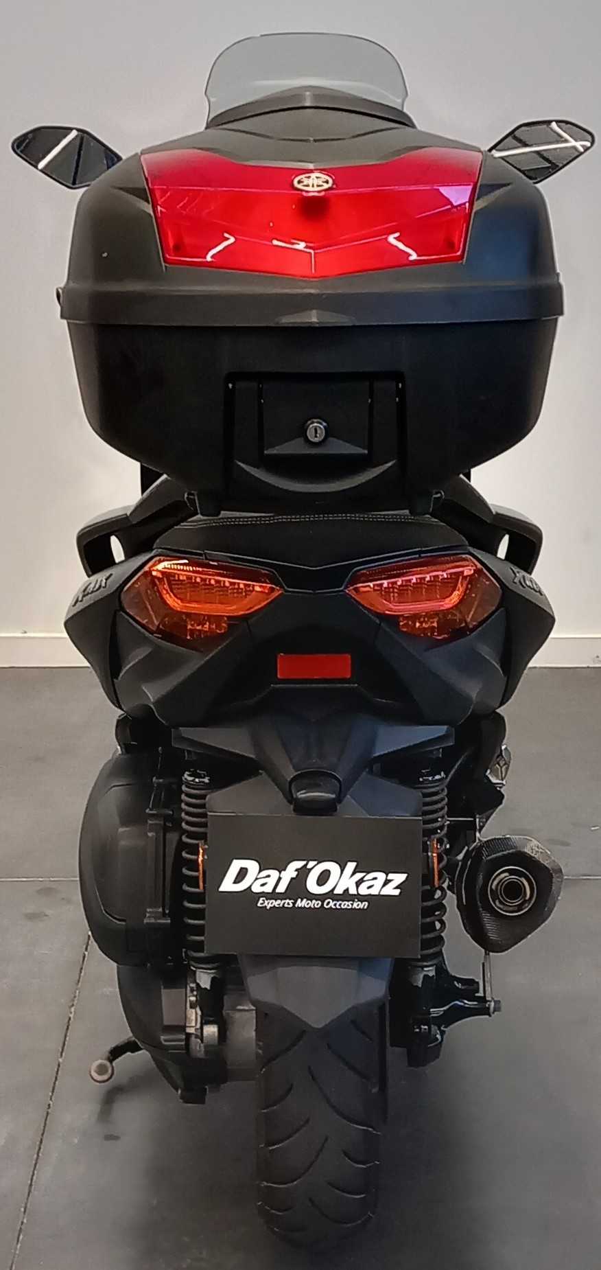 Yamaha X-MAX IRON MAX 2019 HD vue arrière