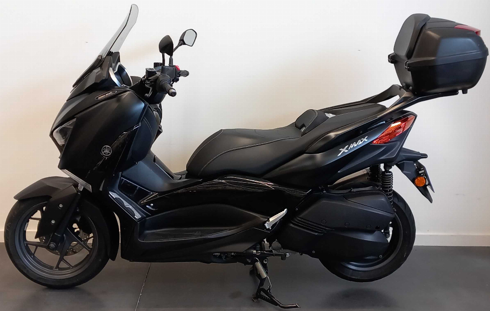 Yamaha X-MAX IRON MAX 2019 vue gauche
