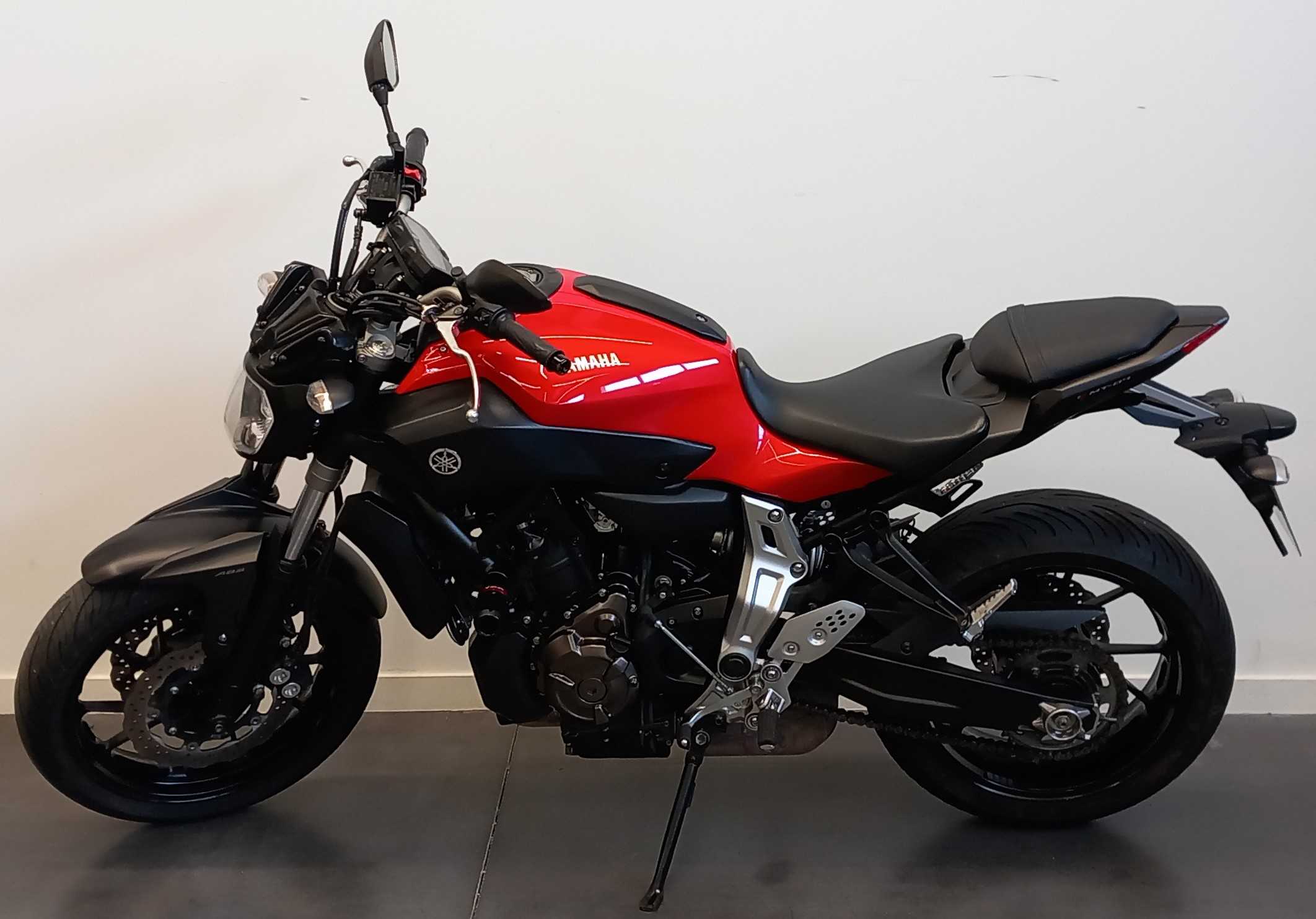 Yamaha MT-07 ABS 2014 HD vue gauche