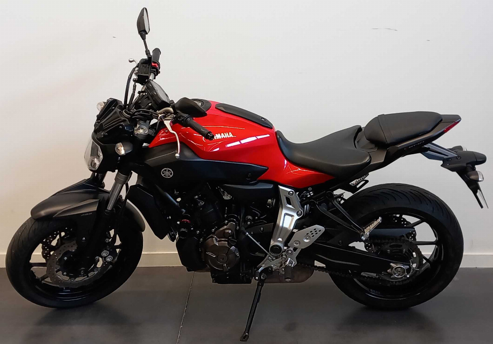 Yamaha MT-07 ABS 2014 vue gauche