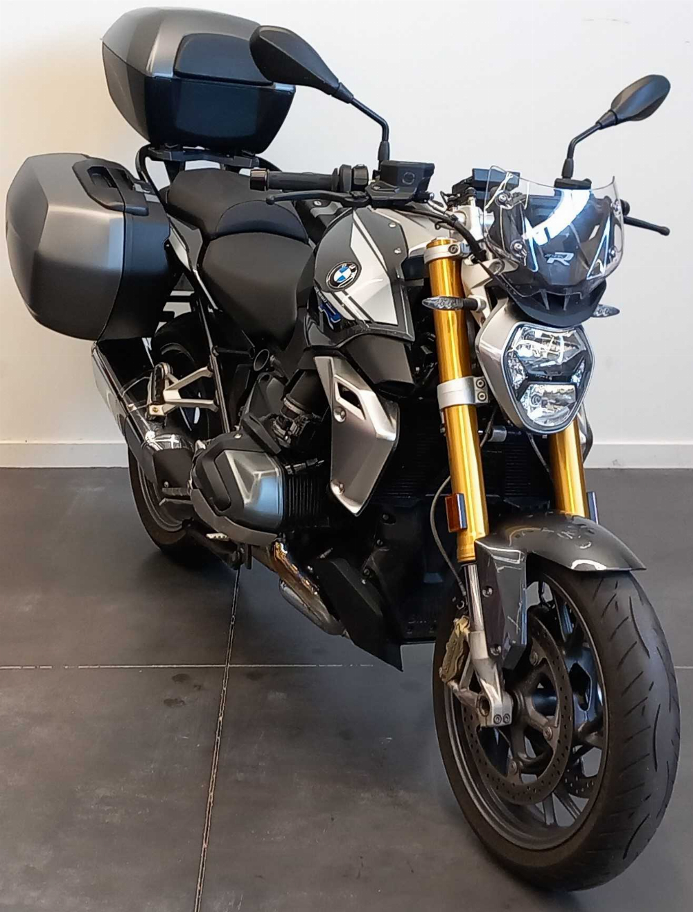 BMW R 1250 R 2022 vue 3/4 droite