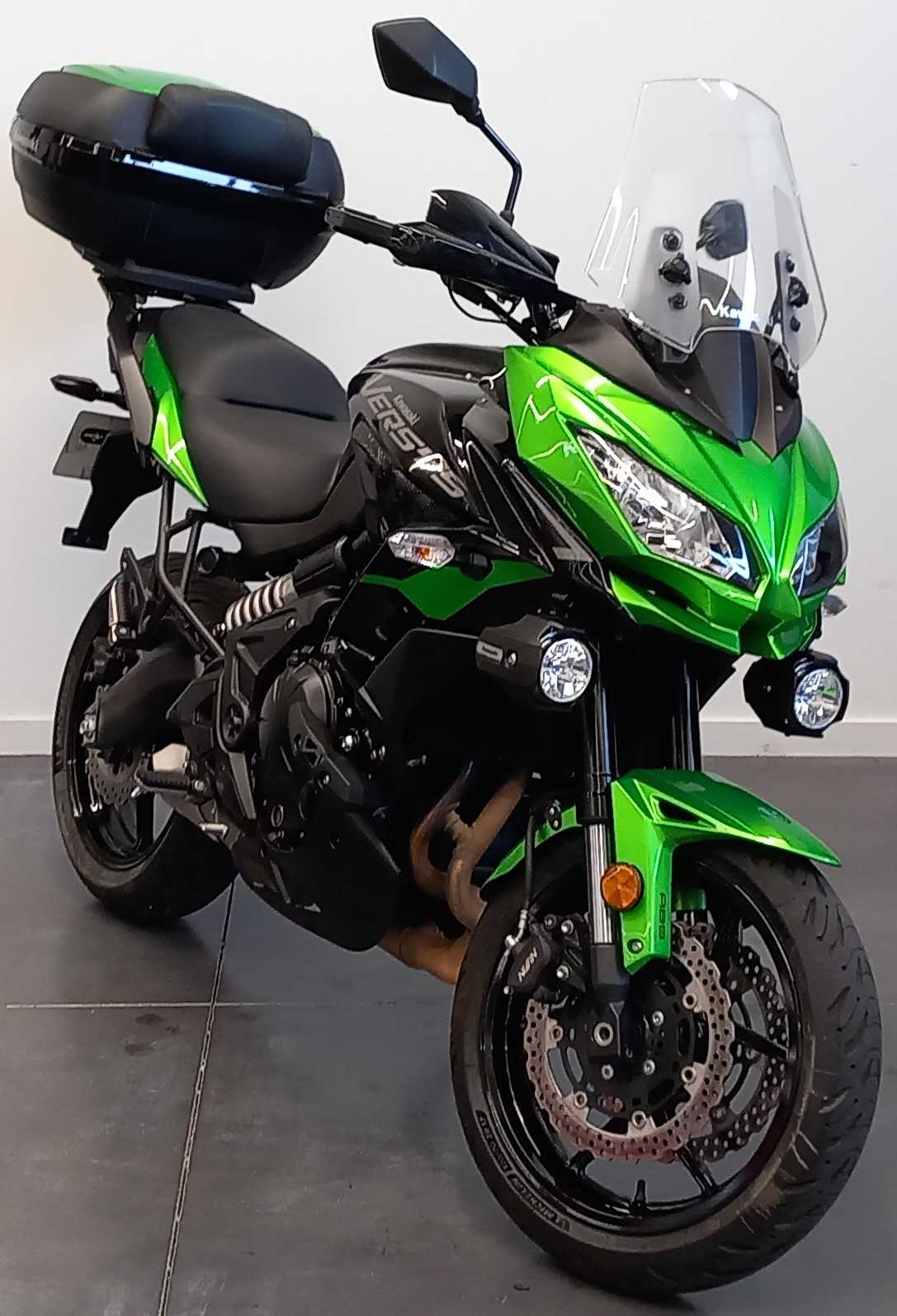 Kawasaki KLE 650 Versys ABS 2021 HD vue 3/4 droite