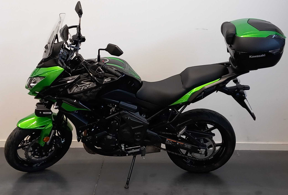 Kawasaki KLE 650 Versys ABS 2021 vue gauche