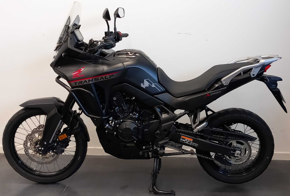 Honda XL 750 Transalp 2023 vue gauche