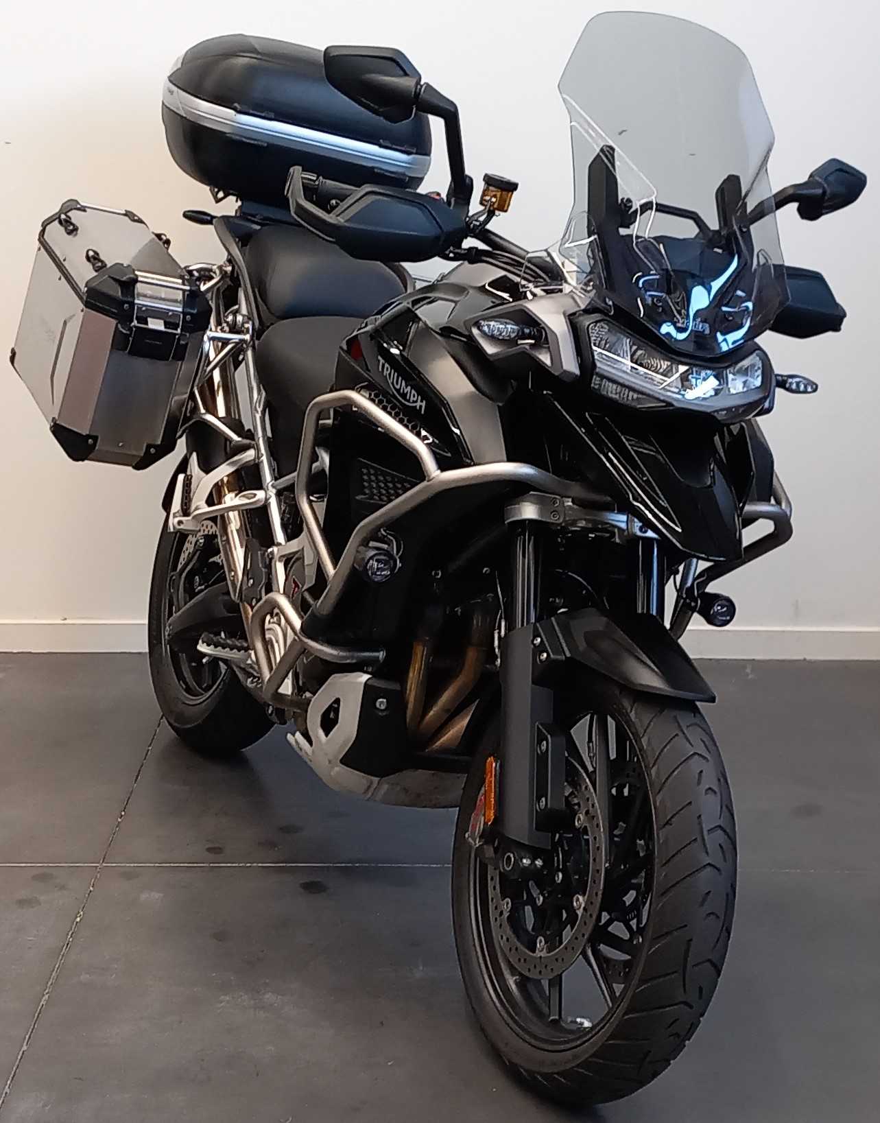 Triumph TIGER 1200 GT EXPLORER 2024 HD vue 3/4 droite