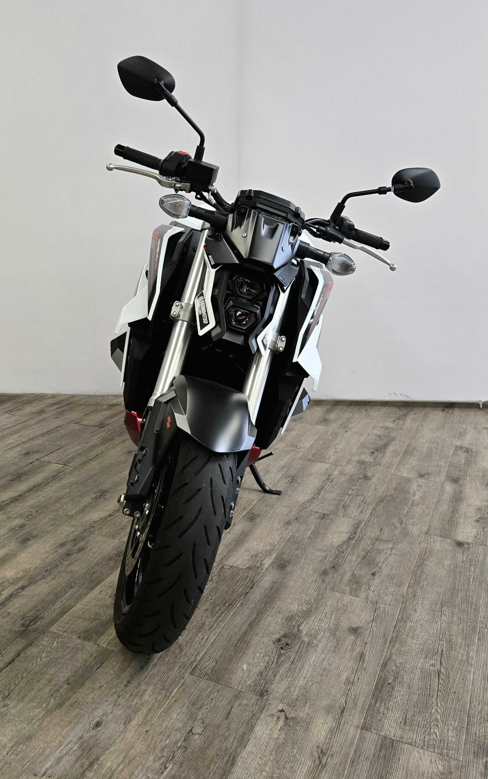 Suzuki GSX-S 950 2022 vue avant