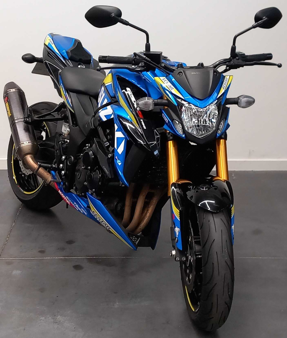 Suzuki GSX-S 750 2018 vue 3/4 droite