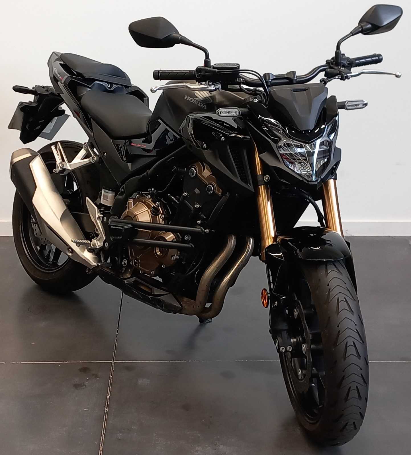 Honda CB 500 F ABS 2022 HD vue 3/4 droite
