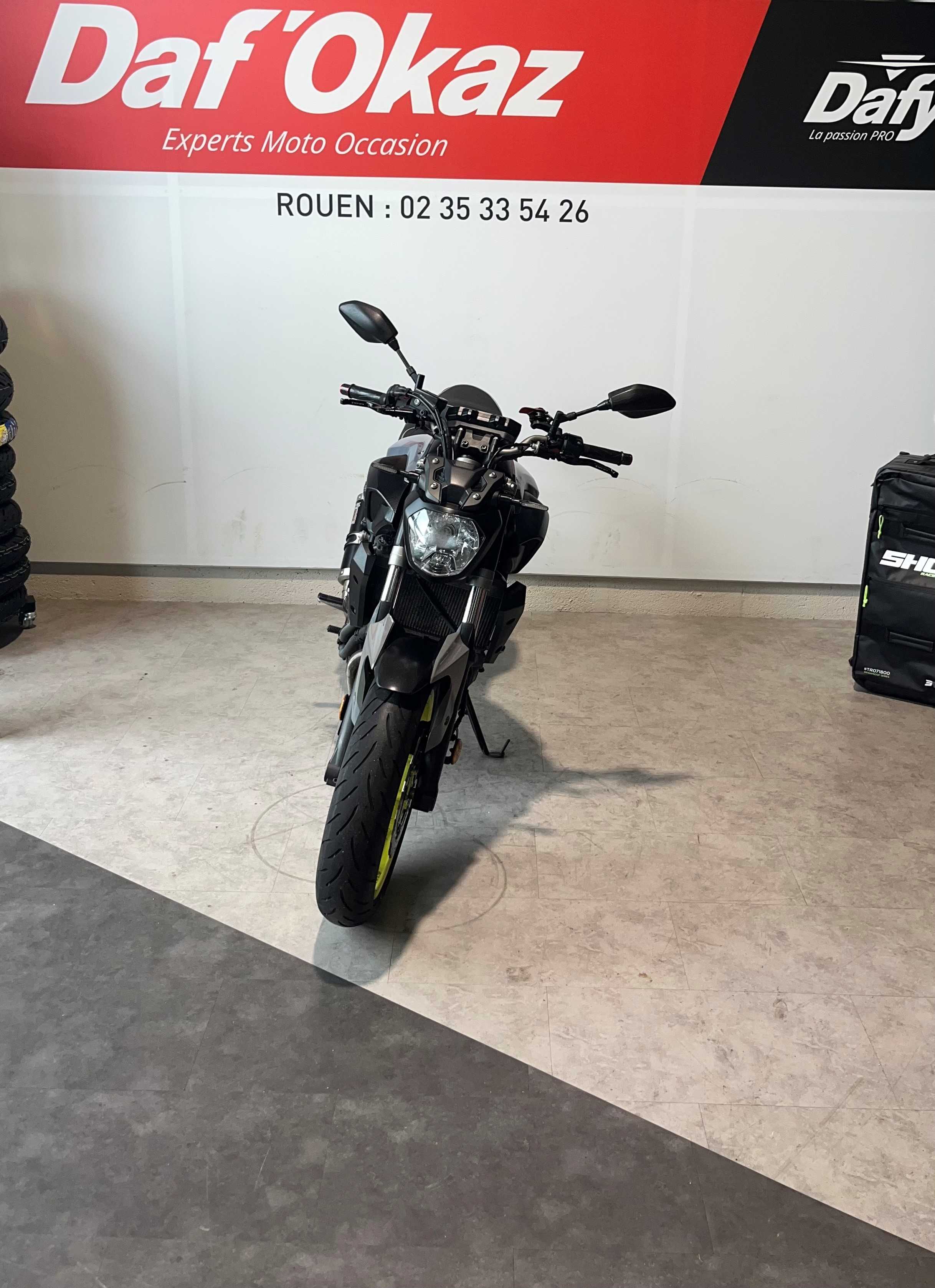 Yamaha MT-07 ABS 2017 HD vue avant