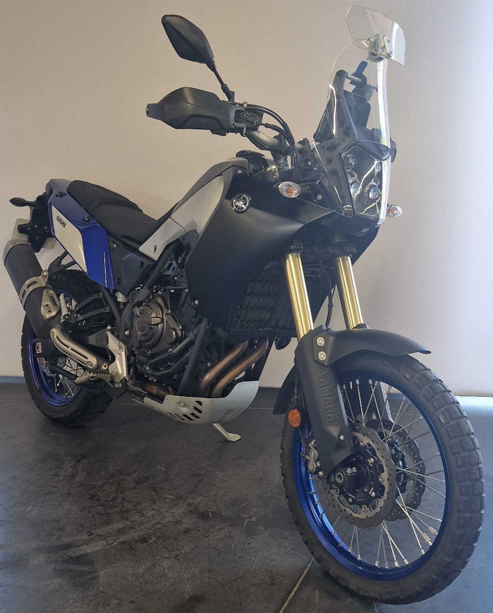Yamaha XTZ 700 Ténéré 2020 vue 3/4 droite