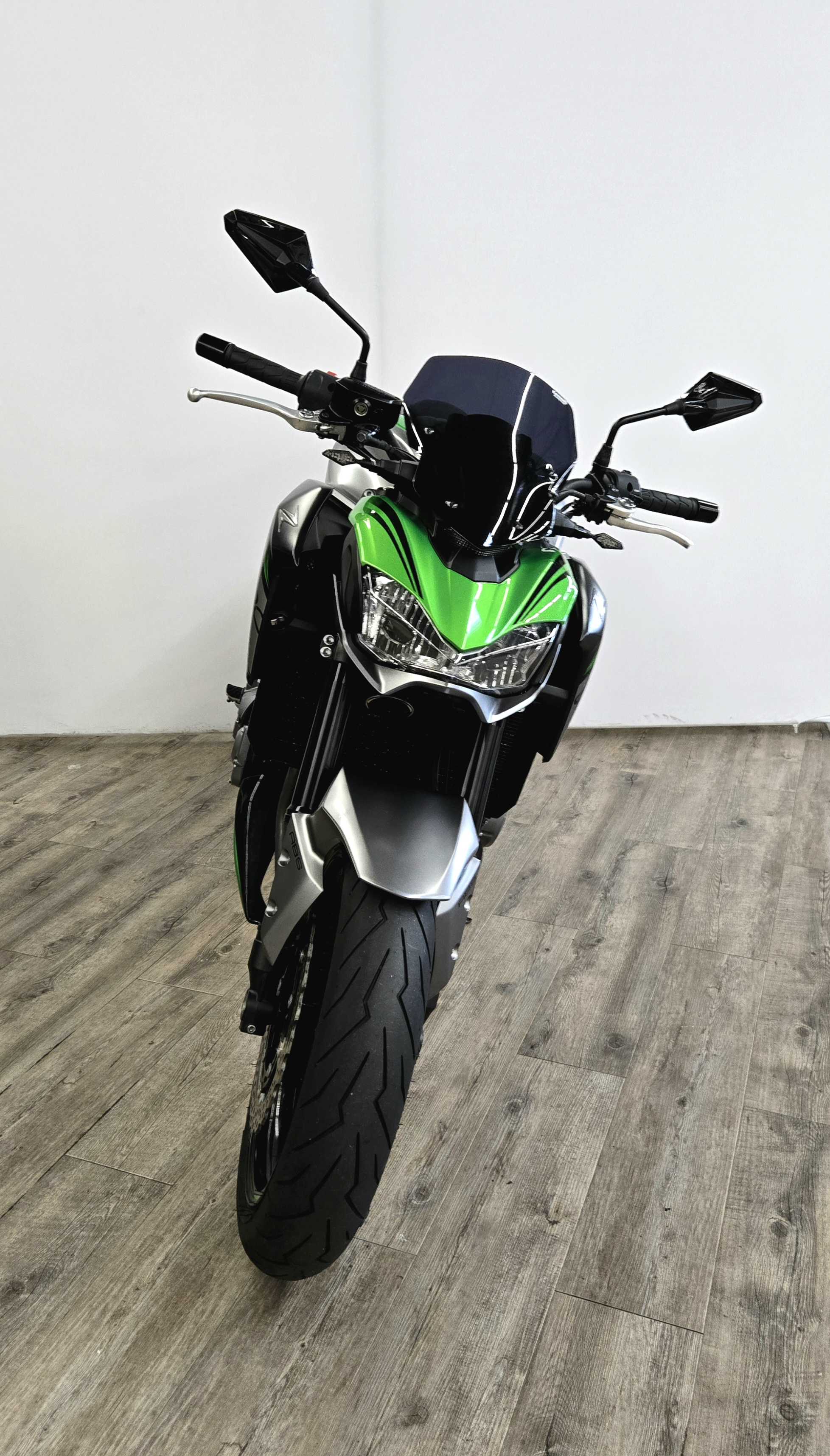Kawasaki Z 900 2020 HD vue avant