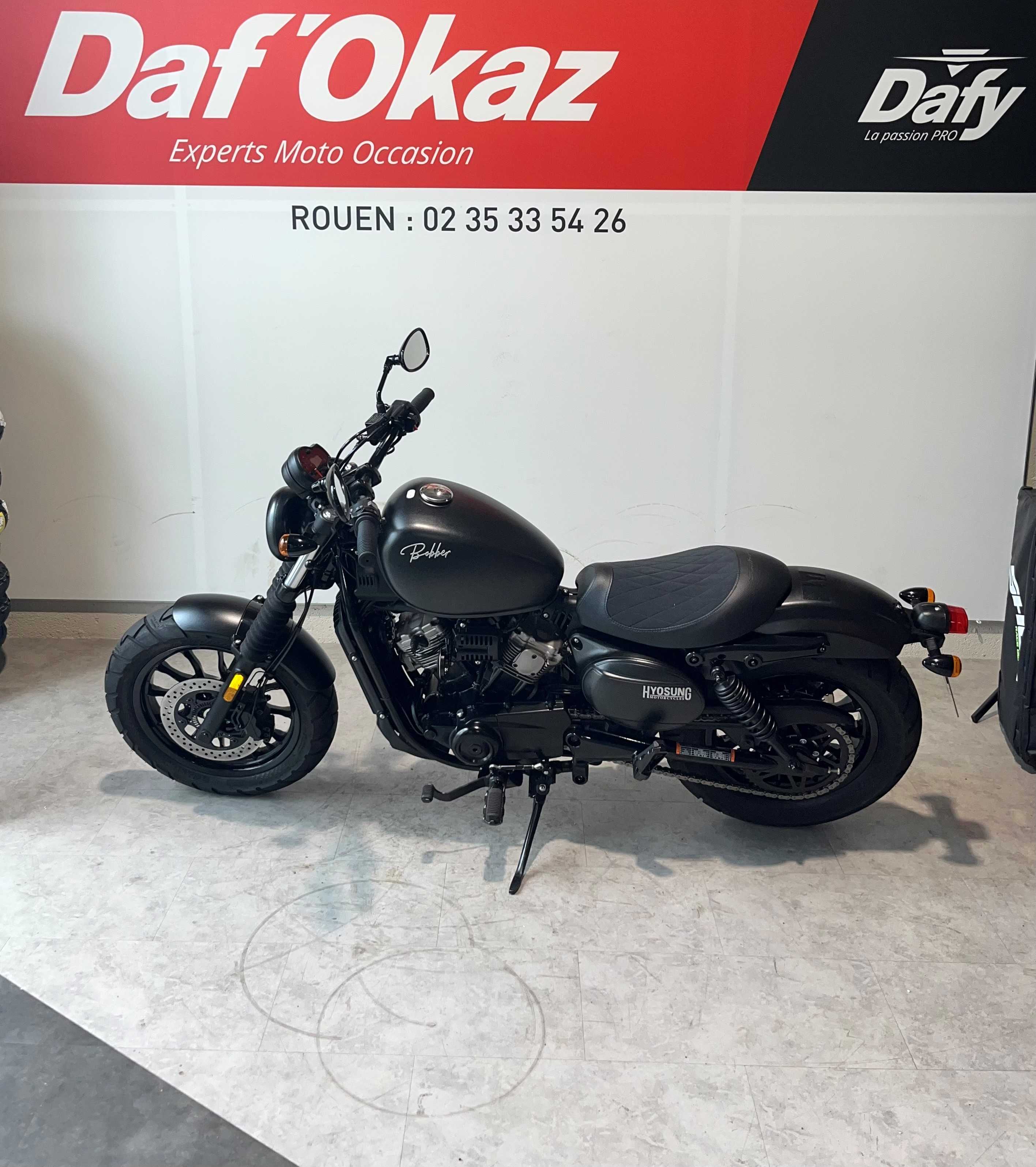 Hyosung 300 2023 HD vue gauche