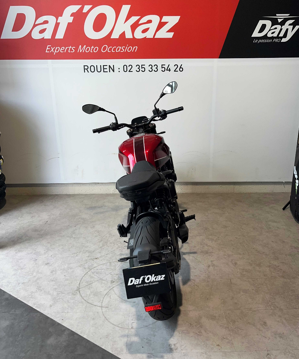 Moto Morini SEIEMMEZZO 650 2024 vue arrière