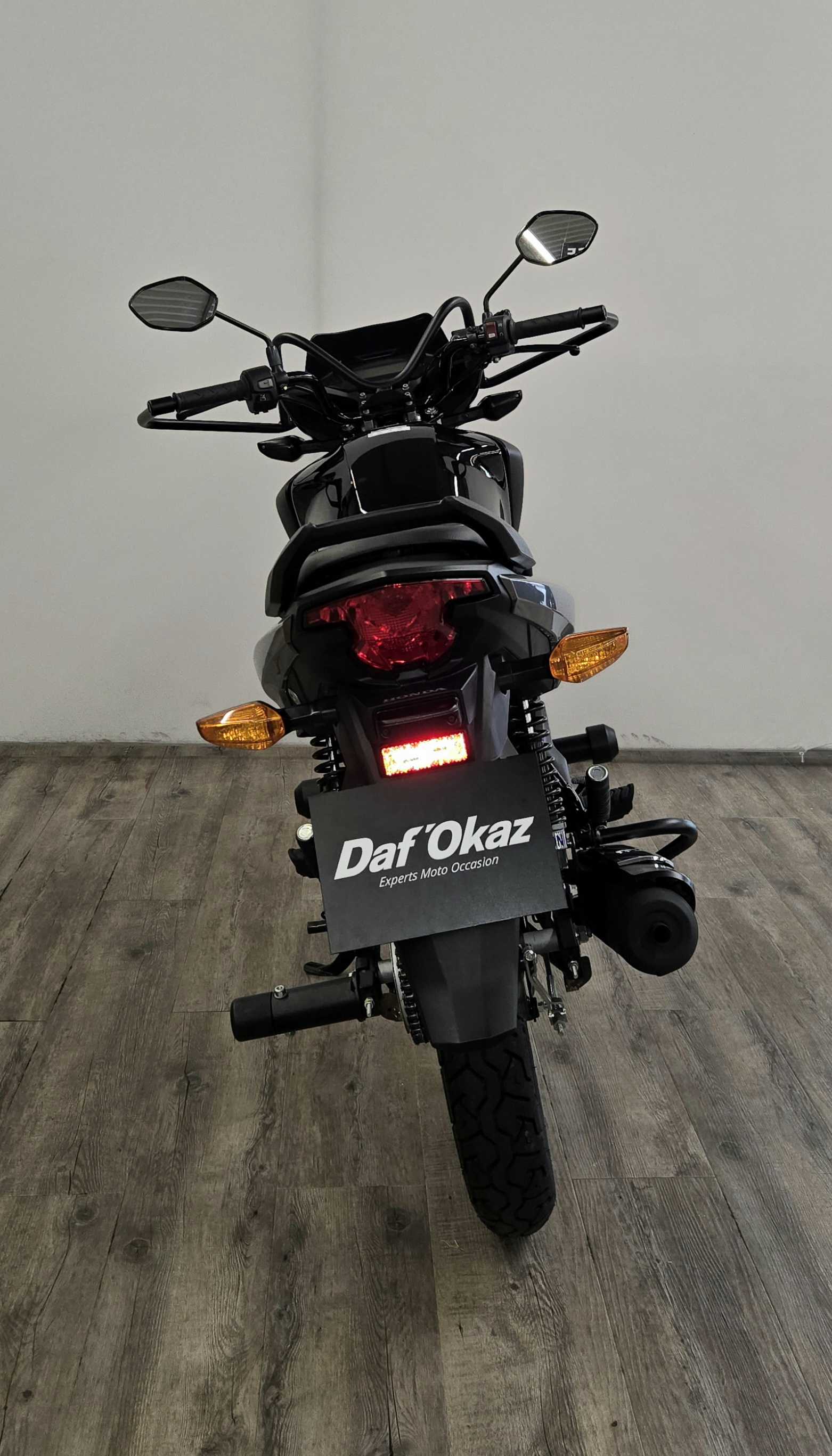 Honda CBF CBF 125 2020 HD vue arrière