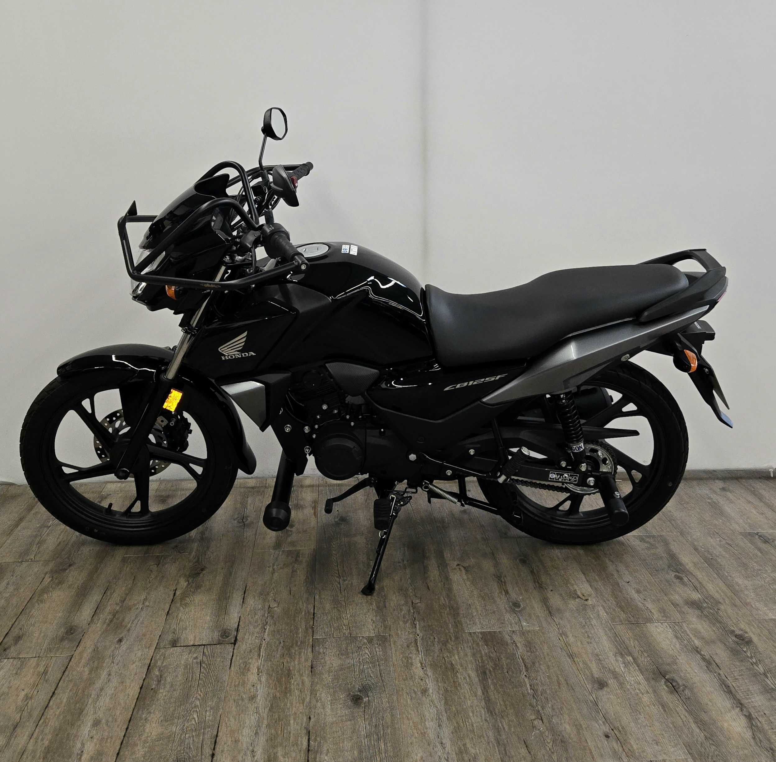 Honda CBF CBF 125 2020 HD vue gauche