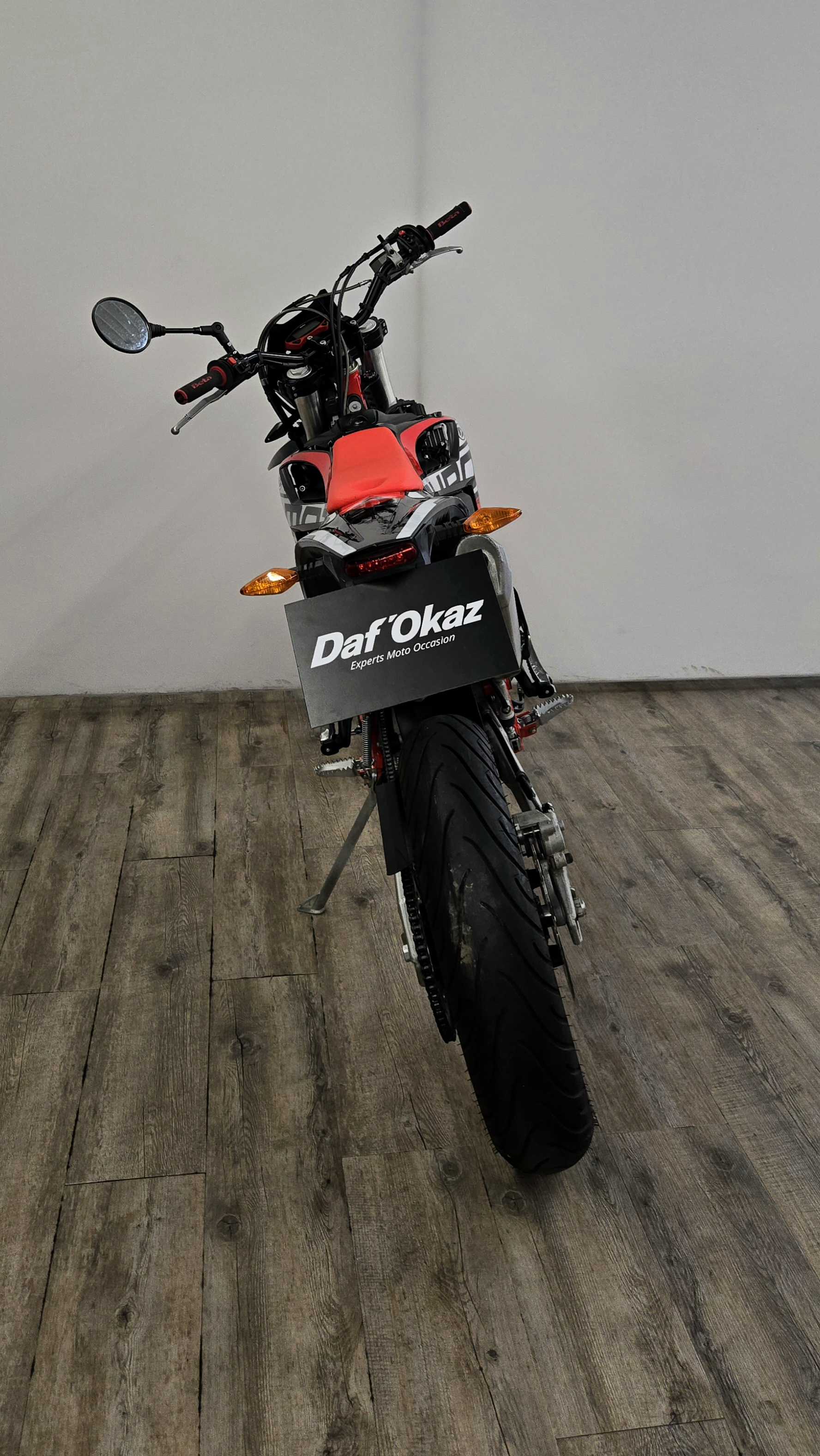 BETA RR 125 SM RR 125 SM 2021 HD vue arrière