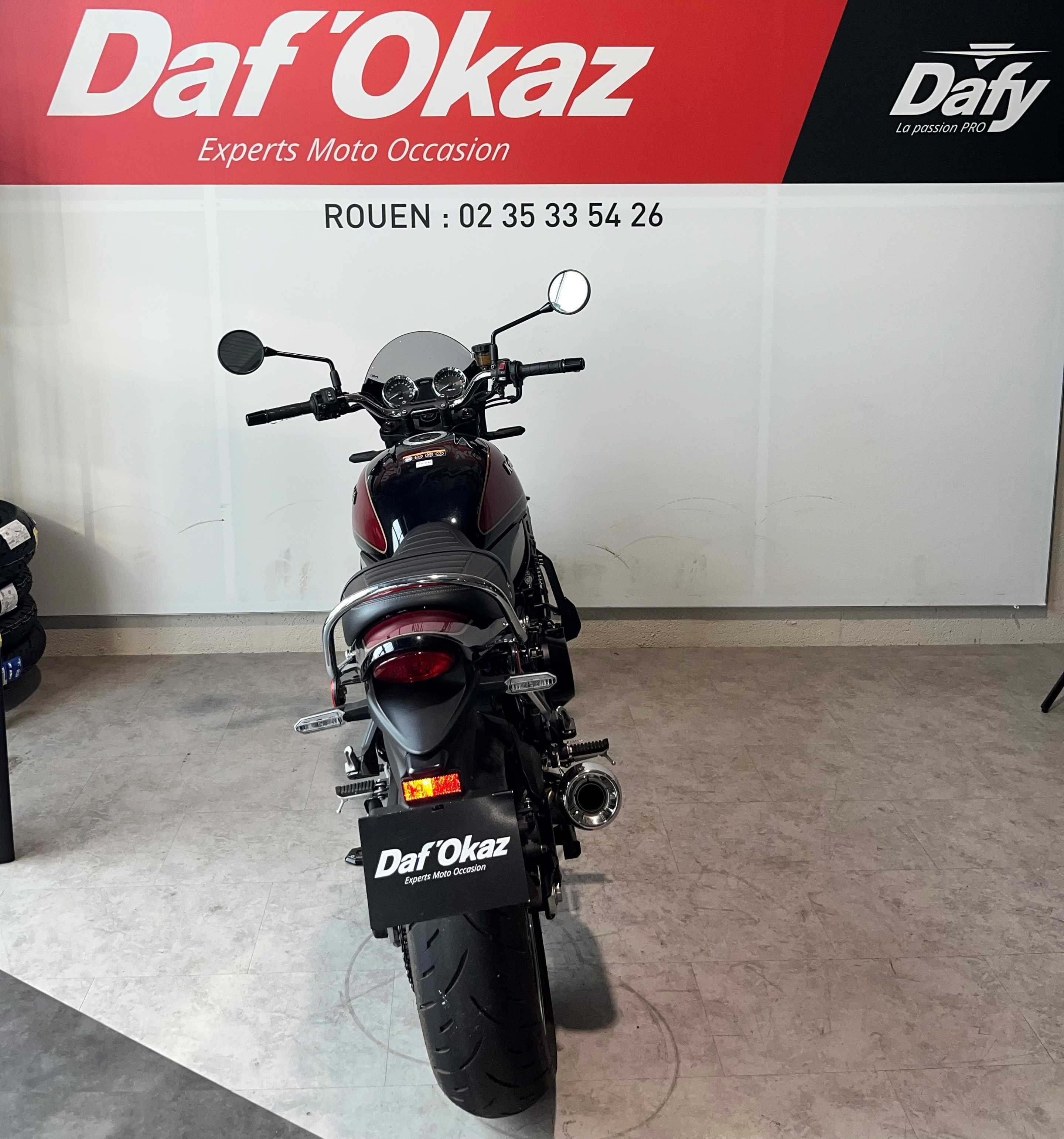 Kawasaki Z 900 RS 2023 HD vue arrière