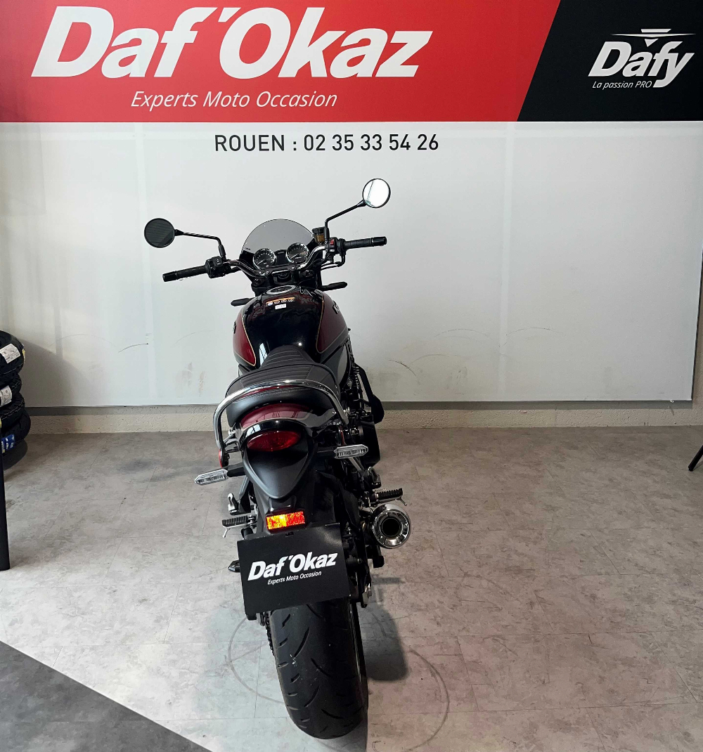 Kawasaki Z 900 RS 2023 vue arrière
