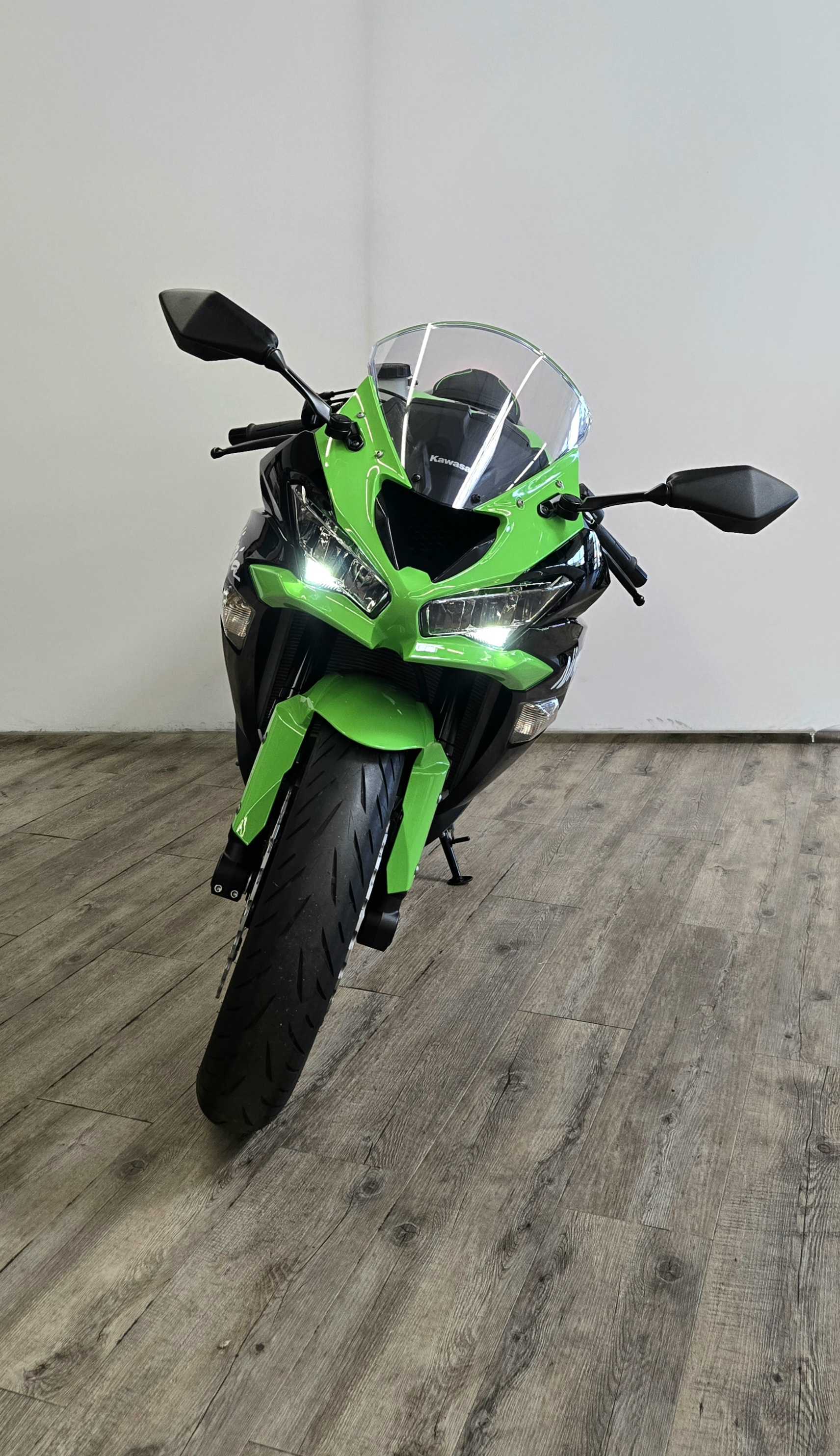Kawasaki ZX-6R 636 Ninja 2019 HD vue avant
