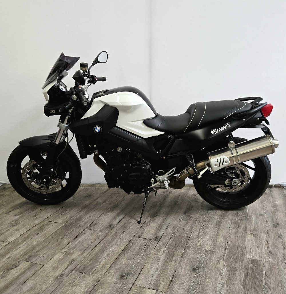 BMW F 800 R 2012 vue gauche