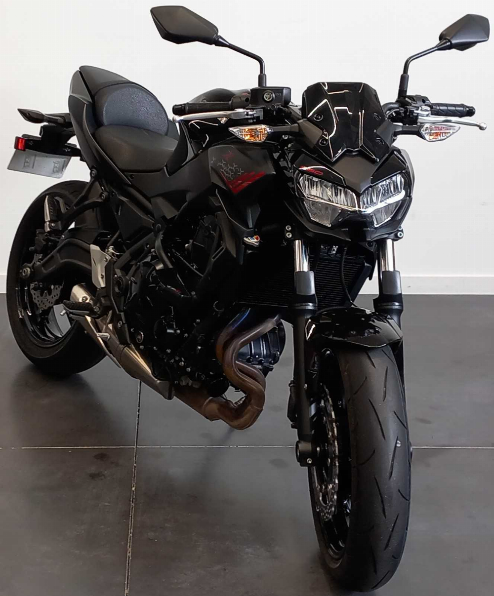 Kawasaki Z 650 2021 vue 3/4 droite