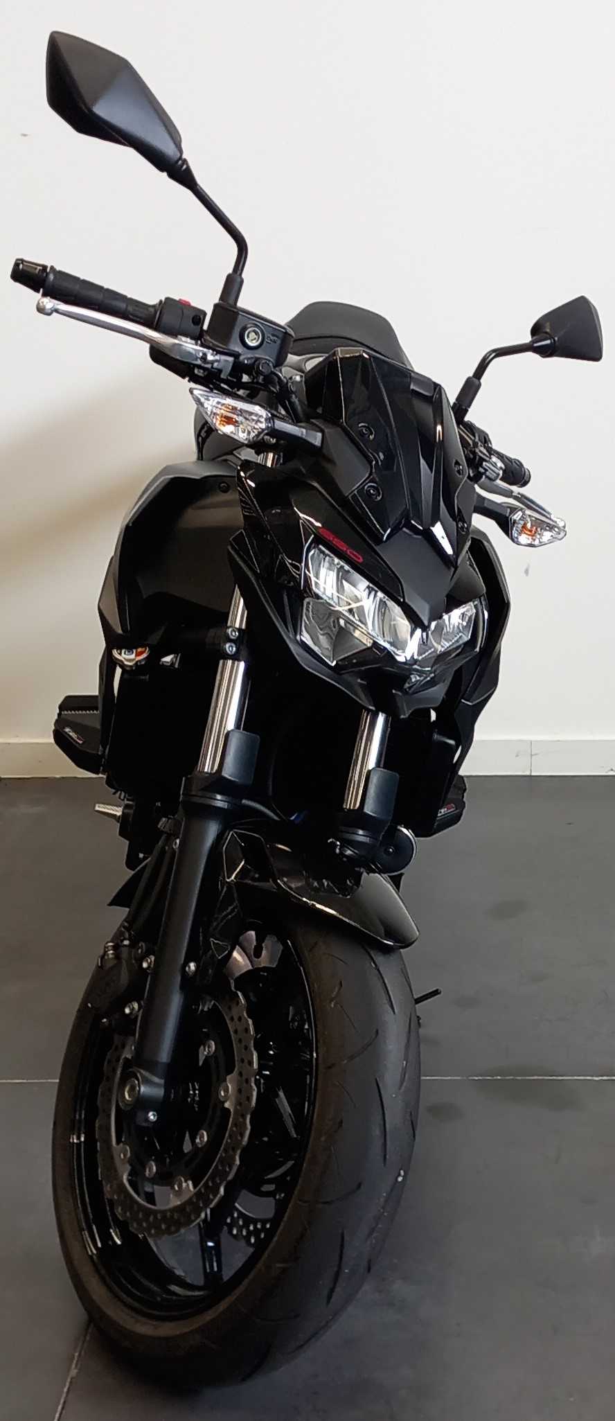 Kawasaki Z 650 2021 vue avant